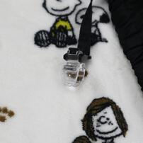 SNOOPY  抱っこ紐ケープ 中綿 ポンポン付き スヌーピー ベビーザらス限定