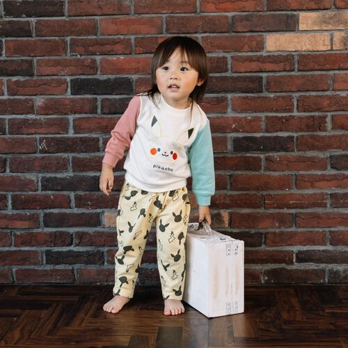 monpoke モンポケ トレーナー 袖切替 ピカチュウ(ナチュラル×100cm)