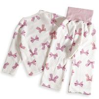 長袖腹巻付きパジャマ ニットキルト リボン柄 アイボリー&times;80cm ベビーザらス限定