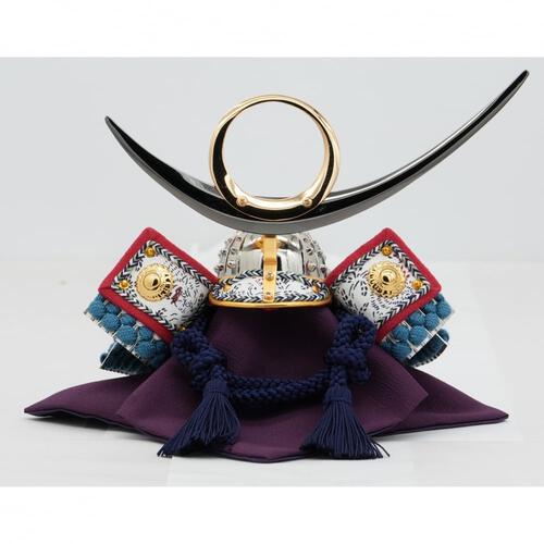 【五月人形】兜飾り 床飾り「上杉謙信丸形」 (536620)コンパクト 丸型 丸形 おしゃれ 男の子 【オンライン限定】【メーカー直送】