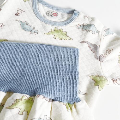 長袖腹巻付きパジャマ ニットキルト 恐竜柄 アイボリー&times;90cm ベビーザらス限定