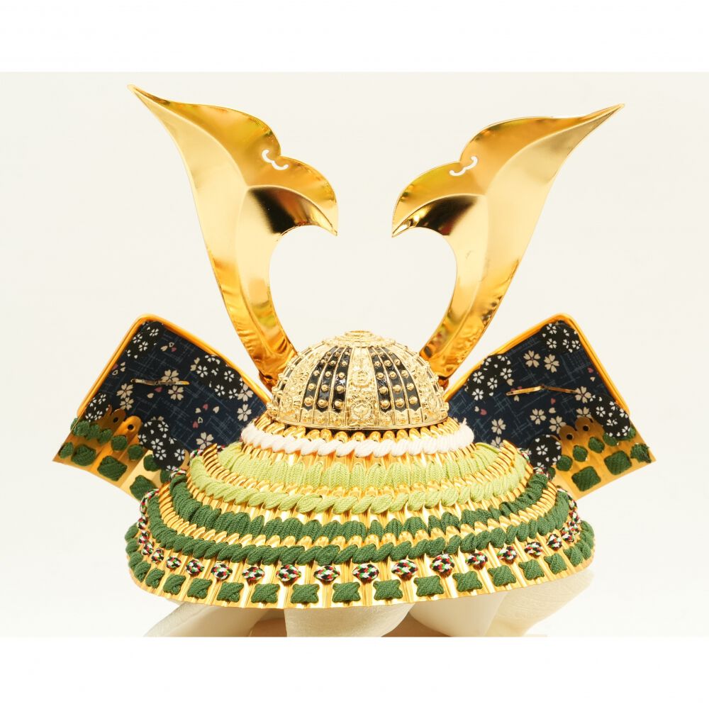 古ちりめん木目込人形　祝い兜 古ちりめん木目込人形祝い兜