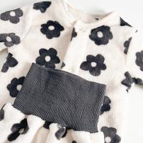 長袖腹巻パジャマ フリース デイジー柄 ブラック×95cm ベビーザらス限定