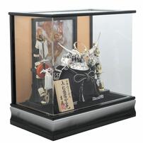 【五月人形】兜飾り ケース飾り「上杉謙信 金銀唐草前立アクリルケース」 (538709)コンパクト トイザらス・ベビーザらス限定【メーカー直送】