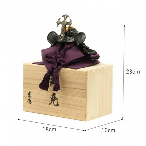 【五月人形】兜床飾り「桐箱入り兜 織田」（525099）トイザらス・ベビーザらス限定【メーカー直送】