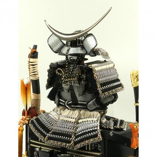 トイザらス限定 鎧ケース飾り「伊達政宗正絹三色縅」（538769）