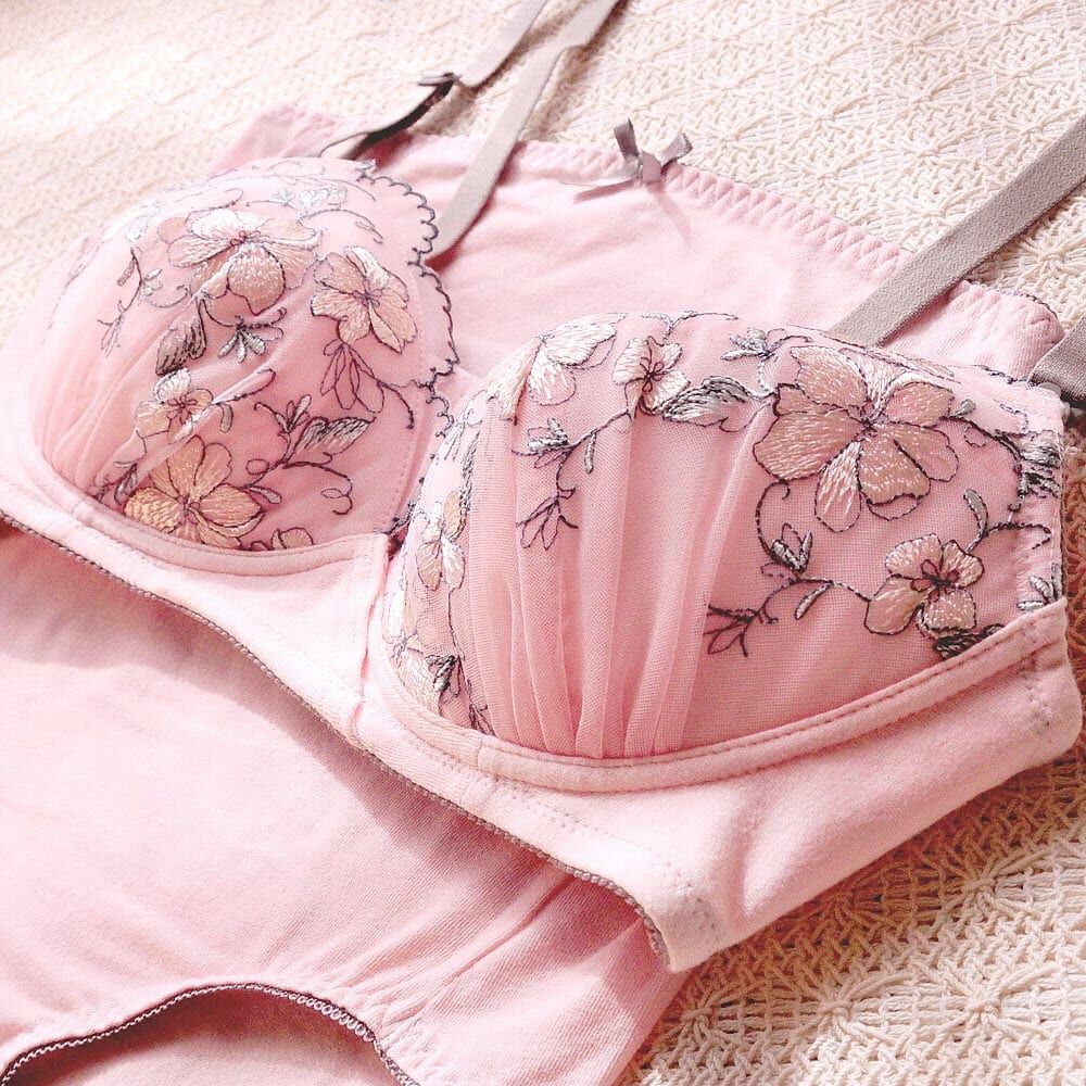 エンブ刺繍ブラ＆ショーツ（ピンク×L） ベビーザらス限定 | マタニティ