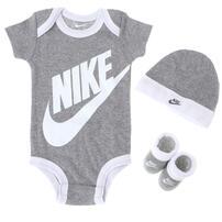 NIKE 新生児3点セット フューチュラ ロゴ (グレー×60-70cm)