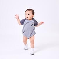 MLB ラグラン半袖ボディスーツ ヤンキース ブラック&times;80cm