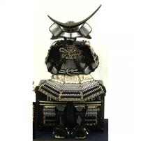 トイザらス限定 鎧ケース飾り「伊達政宗正絹三色縅」（538769）