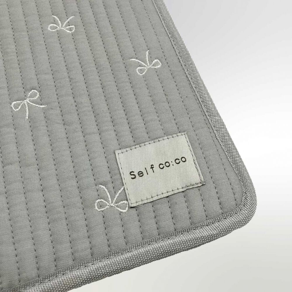 ヌビ マルチケース リボン柄 グレー | マタニティ・ベビー用品通販の