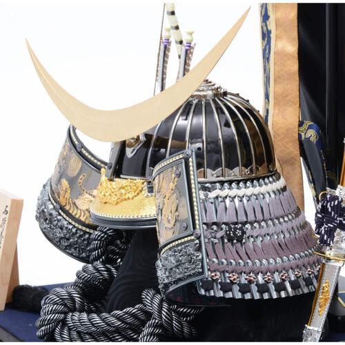 【五月人形】陣羽織付 着用兜飾り ケース飾り「伊達政宗」 (538761) 初節句 男の子 端午の節句 トイザらス・ベビーザらス限定【メーカー直送】