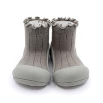 アティパス ポンポン ベビーソックスシューズ 11.5cm POM-POM カーキ