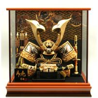 【五月人形】兜ケース飾り「立体鍬形紗綾形に花丸文様」（538758）トイザらス・ベビーザらス限定【メーカー直送】