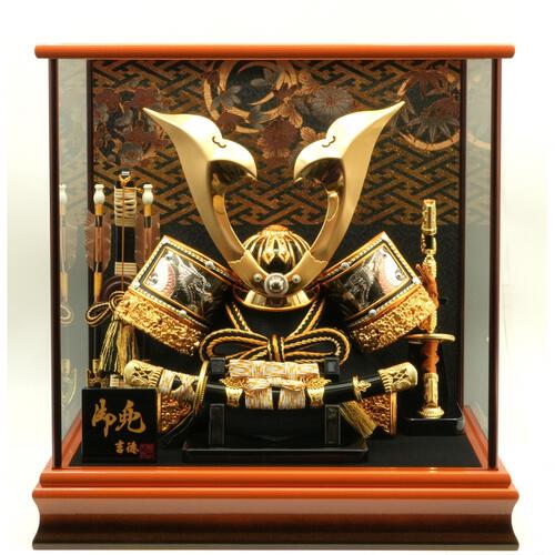 【五月人形】兜ケース飾り「立体鍬形紗綾形に花丸文様」（538758）トイザらス・ベビーザらス限定【メーカー直送】