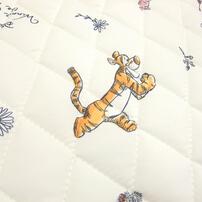 敷きパッド ディズニー プーさん アイボリー レギュラーサイズ　70×120cm 手洗い可能