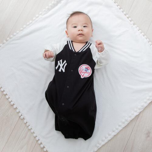 MLB スタジャン風ドレスオール ヤンキース ブラック×50-70cm