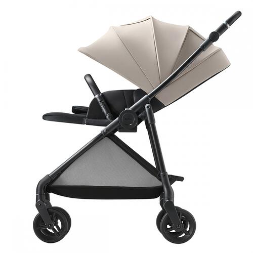 Aprica アップリカ ルーチェ フリー AC (ベージュ) 1月～36か月まで 軽量 両対面 4輪フリー