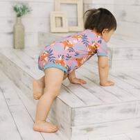 ディズニー ズートピア 半袖ボディスーツ 総柄 ニック グリーン&times;80cm