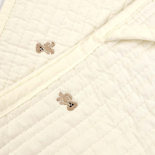 イブルおくるみ ストライプキルト クマ刺繍(ナチュラル) ベビーザらス限定