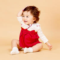 ハカマ風スタイ 女の子 (レッド×フリー) ベビーザらス限定