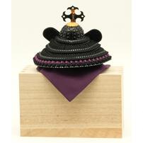 【五月人形】兜床飾り「桐箱入り兜 織田」（525099）トイザらス・ベビーザらス限定【メーカー直送】