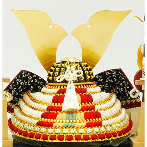 【五月人形】兜ケース飾り「沢瀉縅鏡付きアクリル」（538371）トイザらス・ベビーザらス限定【メーカー直送】