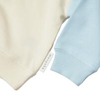 monpoke モンポケ トレーナー 袖配色 サガラ刺繍 ピカチュウ ナチュラル&times;80cm