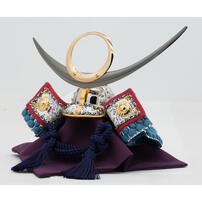 【五月人形】兜飾り 床飾り「上杉謙信丸形」 (536620)コンパクト 丸型 丸形 おしゃれ 男の子 【オンライン限定】【メーカー直送】