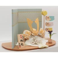 【五月人形】兜飾り 床飾り「青海波二曲屏風積木鯉付き」 (536670)コンパクト おしゃれ 男の子 トイザらス・ベビーザらス限定【メーカー直送】