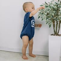 BUDDYLEE 半袖ボディスーツ インディゴ染め ブルー&times;80cm