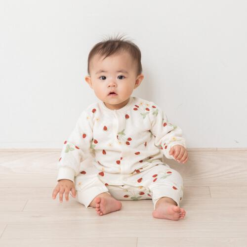 長袖カバーオール ニットキルト イチゴ柄 レッド×70cm ベビーザらス限定