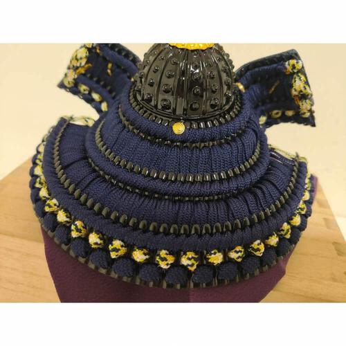 【五月人形】兜飾り 床飾り「桐箱入り兜 伊達」（525050）コンパクト 初節句 男の子 端午の節句 トイザらス・ベビーザらス限定【メーカー直送】