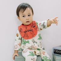 Disney ディズニー 長袖前開きプレオール スタイ付き トイストーリー ナチュラル×70-80cm