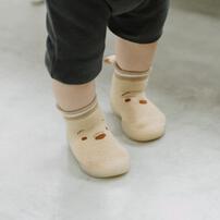 ディズニー ソックスシューズ くまのプーさん(ベージュ×11cm)