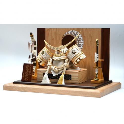 【五月人形】兜ケース飾り「伊達政宗木目調衝立付きアクリル」（538284）トイザらス・ベビーザらス限定【メーカー直送】