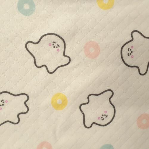 シナぷしゅ 長袖パジャマ 裏綿ダイヤキルト 総柄丸首 ホワイト×90cm