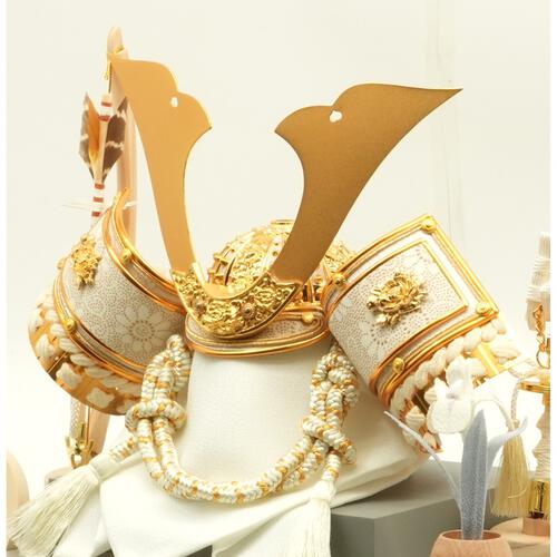 【五月人形】兜ケース飾り「唐草刺繍グレー塗アクリル」（538902）トイザらス・ベビーザらス限定【メーカー直送】