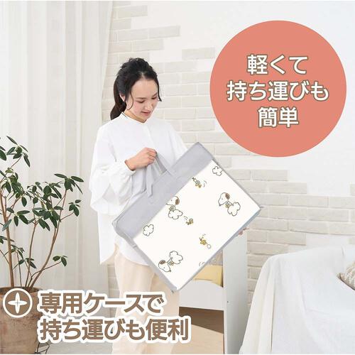 オリジナル 折りたためる！ 両面使えるベビーマット スヌーピー 【フロアマット リバーシブル仕様 収納専用ケース付き（150×150×厚さ0.8cm）】ベビーザらス限定