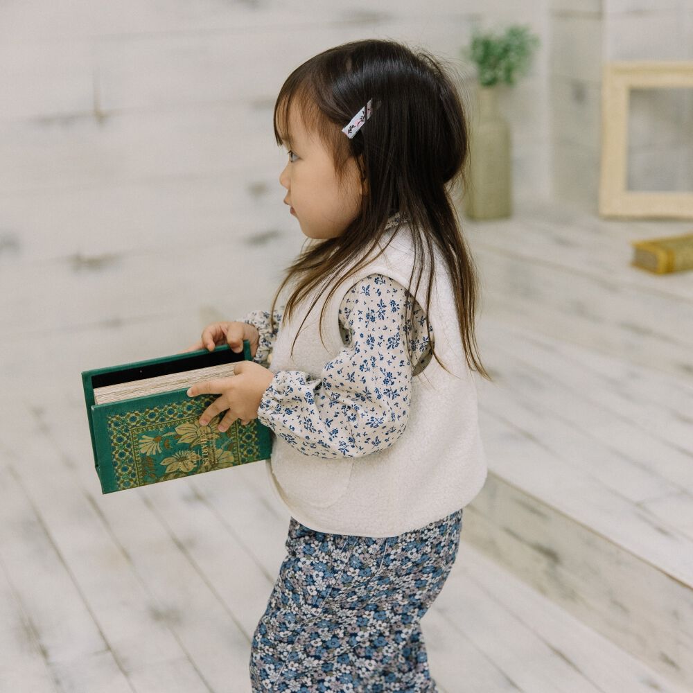 FirstCloset×mioさん】ボアベスト オフホワイト×80cm | マタニティ