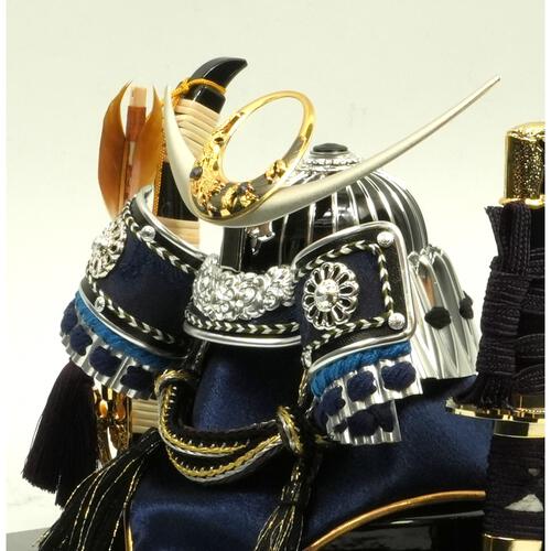 【五月人形】兜ケース飾り「上杉謙信青ぼかし丸形アクリル」（538746）トイザらス・ベビーザらス限定【メーカー直送】