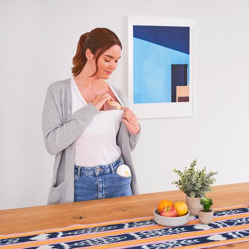 メデラ ソロハンズフリー電動さく乳器