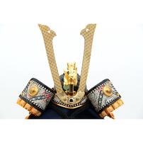 【五月人形】兜飾り 床飾り「桐箱入り兜 黒糸縅」 (528701)コンパクト 男の子 【オンライン限定】 トイザらス・ベビーザらス限定【メーカー直送】