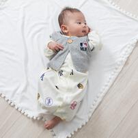 MLB ベスト付き総柄ドレスオール 50-70cm