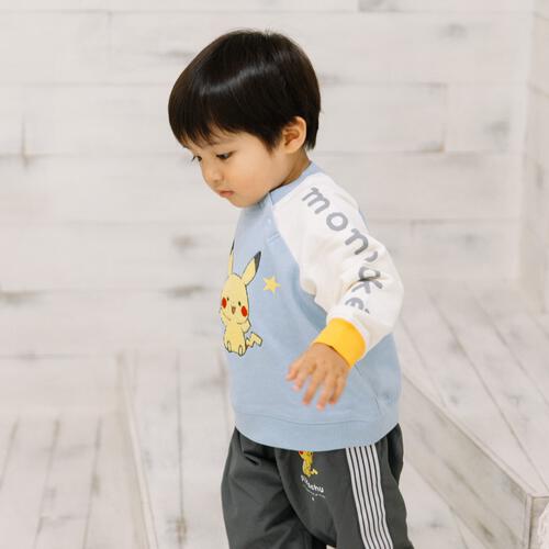 monpoke モンポケ トレーナー 袖配色 サガラ刺繍 ピカチュウ ブルー×80cm