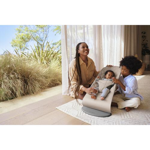 BabyBjorn (ベビービョルン) バウンサー Bliss ブリス （ウーブンペタル サンドグレー） 【バウンサー 1ヵ月～2歳頃まで】【メーカー直送】