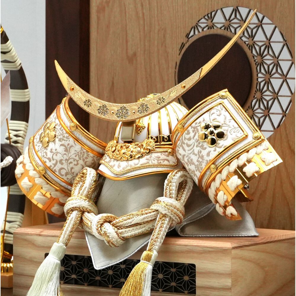 五月人形】兜ケース飾り「伊達政宗木目調衝立付きアクリル」（538284