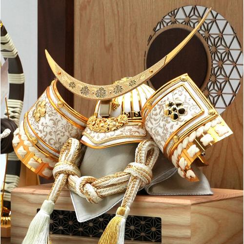 【五月人形】兜ケース飾り「伊達政宗木目調衝立付きアクリル」（538284）トイザらス・ベビーザらス限定【メーカー直送】