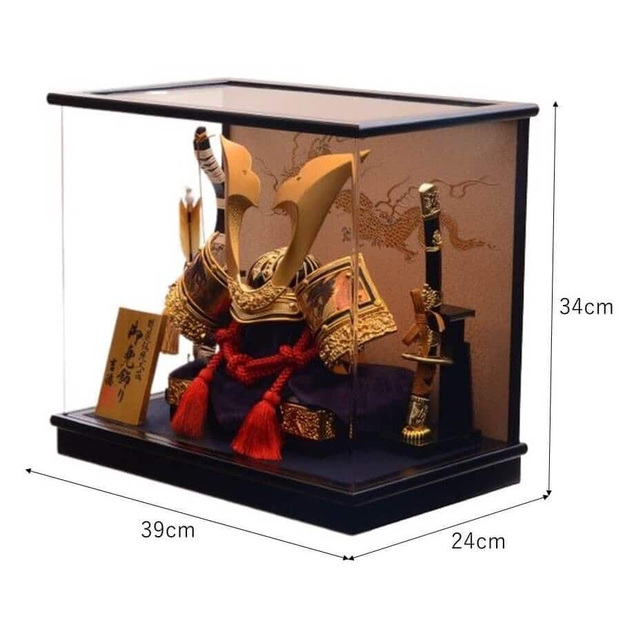 五月人形】兜飾り ケース飾り「立体鍬形黒塗りアクリルケース