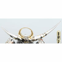 【五月人形】兜飾り ケース飾り「上杉謙信 金銀唐草前立アクリルケース」 (538709)コンパクト トイザらス・ベビーザらス限定【メーカー直送】